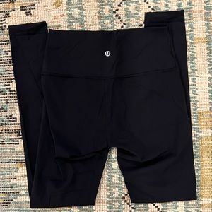 Lululemon size 6 leggings